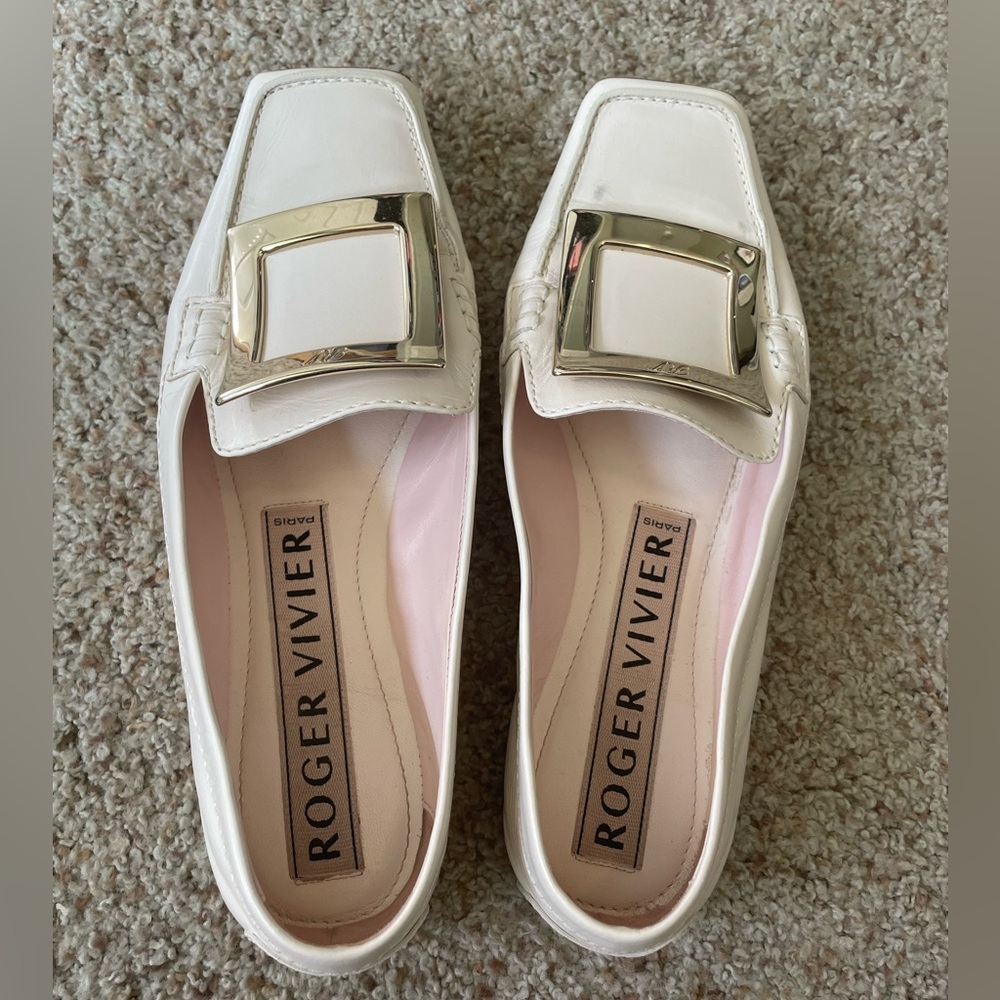 Roger Vivier Gold and Cream Flats with Elegant Buckle